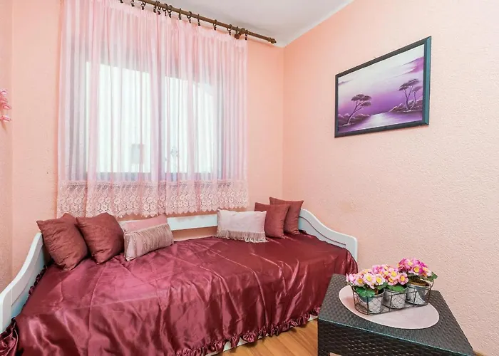 2 Bedroom In Appartamento