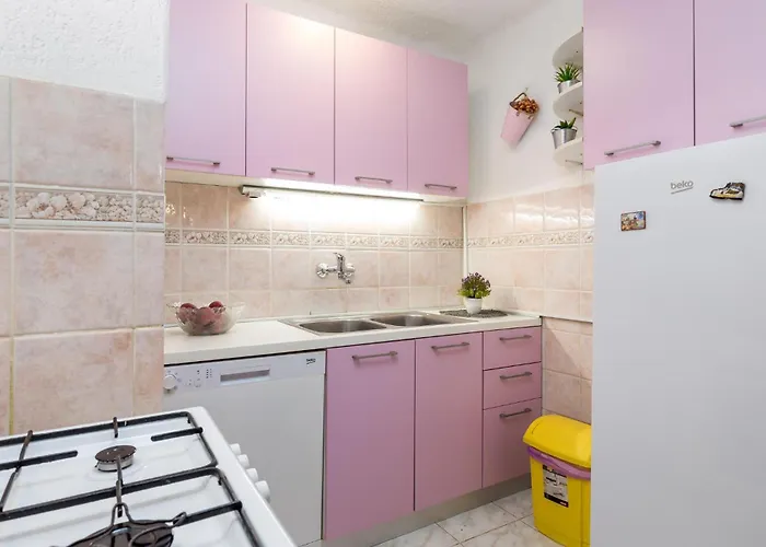 Appartamento 2 Bedroom In *